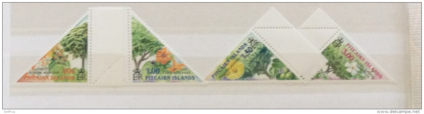 PITCAIRN ISLANDS 2002 TREES TRIANGULAR STAMP SET MNH - Pitcairn Islands