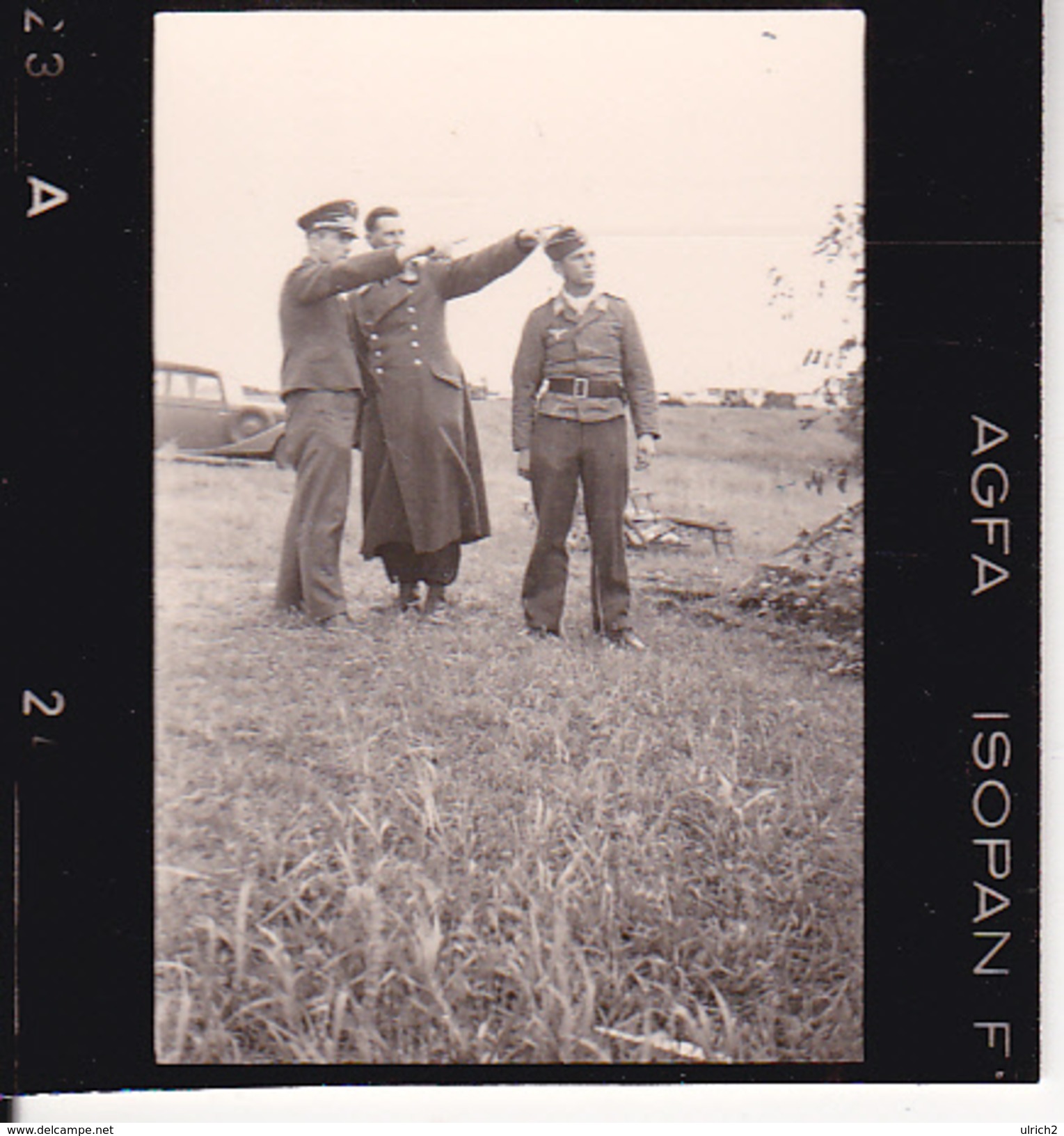 Foto -  2. WK - Deutsche Soldaten Bei Einweisung - Aufklärungsgruppe 11 Küstenstaffel Krim - 3,5*2,5cm (28900) - Orte