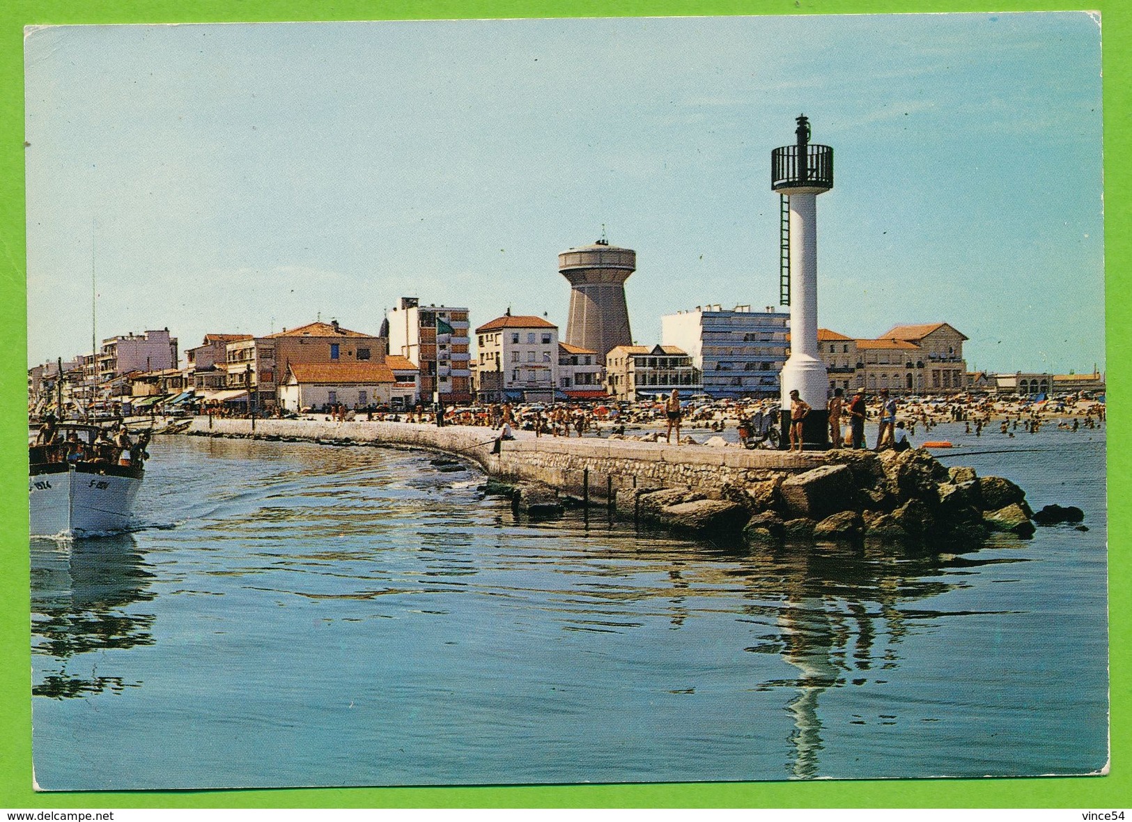 PALAVAS-LES-FLOTS - Le Phare De La Rive Gauche Vu De La Rive Droite Lighthouse - Palavas Les Flots