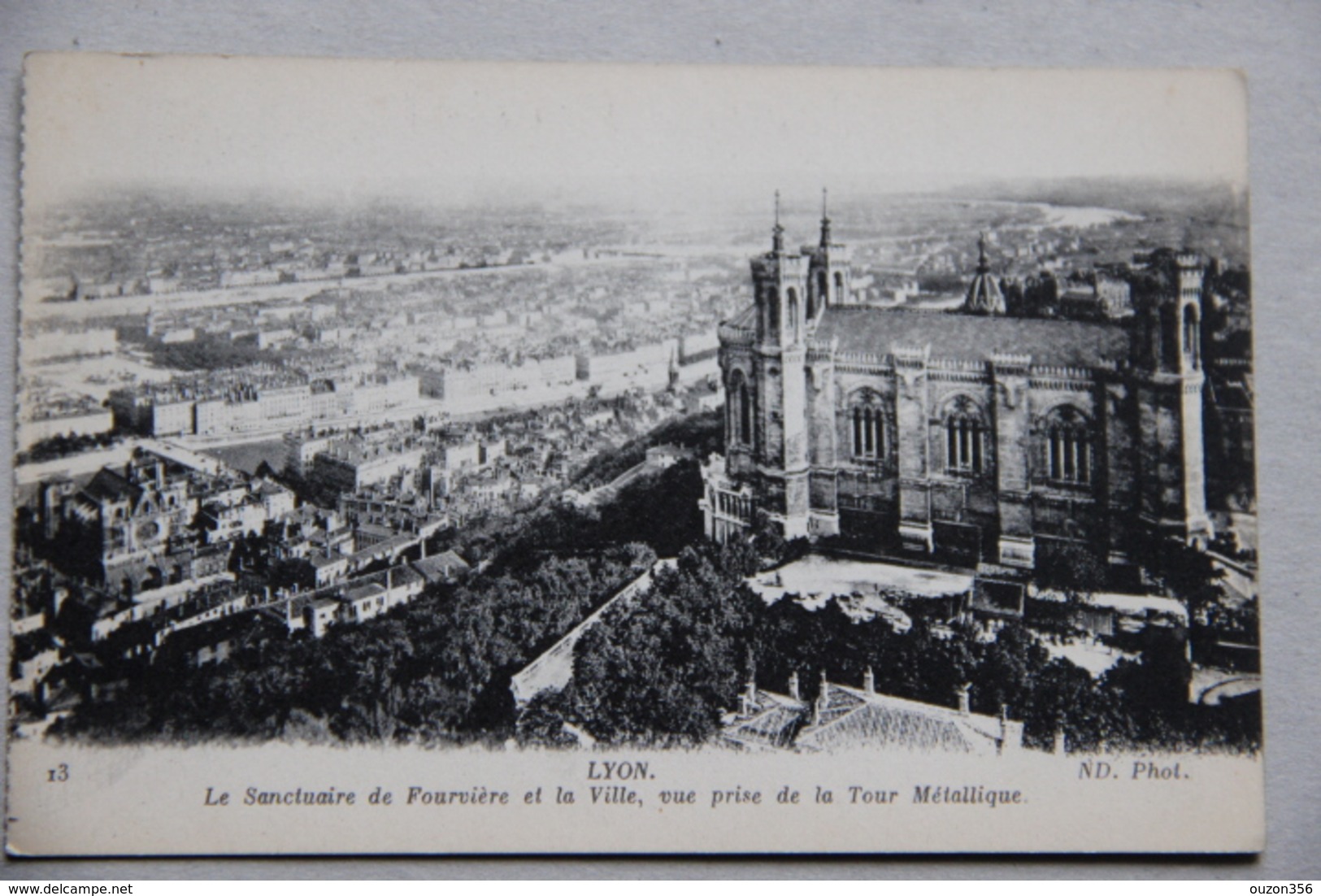 LYON (RHÔNE), Le Sanctuaire De Fourvière Et La Ville, Vue Prise De La Tour Métallique - Autres & Non Classés