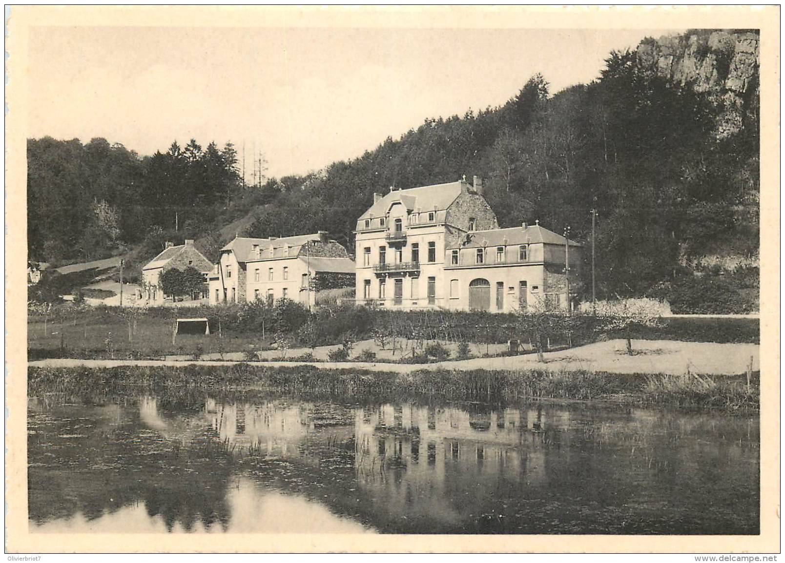 Namur - Marche-les-Dames - Maison  NOS  LOISIRS - Namur