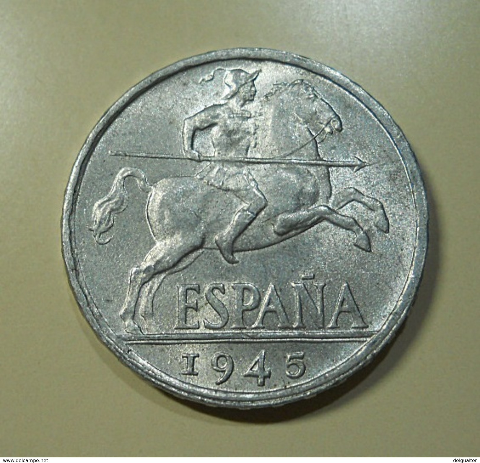 Spain 10 Centimos 1945 - 10 Centimos