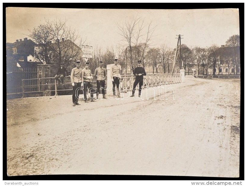 Cca 1900 Osztr&aacute;k-magyar Katon&aacute;k A Kir&aacute;lyhidai (Bruckneudorf, Ausztria, Burgenland)... - Andere & Zonder Classificatie