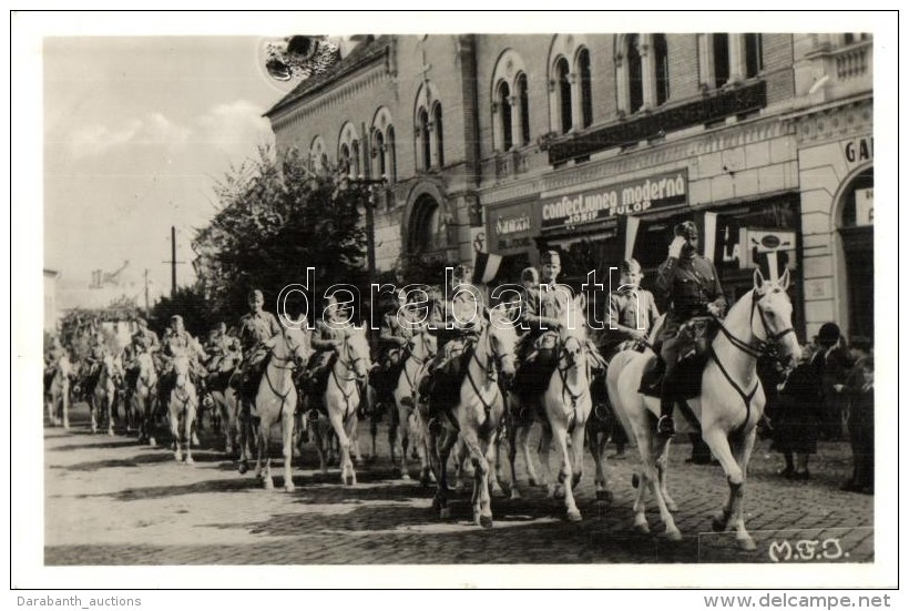 T2 1940 D&eacute;s, Dej; Bevonul&aacute;s, F&uuml;l&ouml;p Josif &uuml;zlete / Entry Of The Hungarian Troops, Shop - Non Classificati