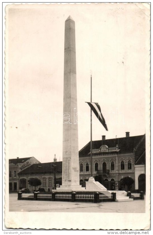 * T2/T3 &Oacute;becse, Stari Becej; Orsz&aacute;gz&aacute;szl&oacute; &eacute;s HÅ‘si Eml&eacute;kmÅ± / Hungarian... - Non Classificati