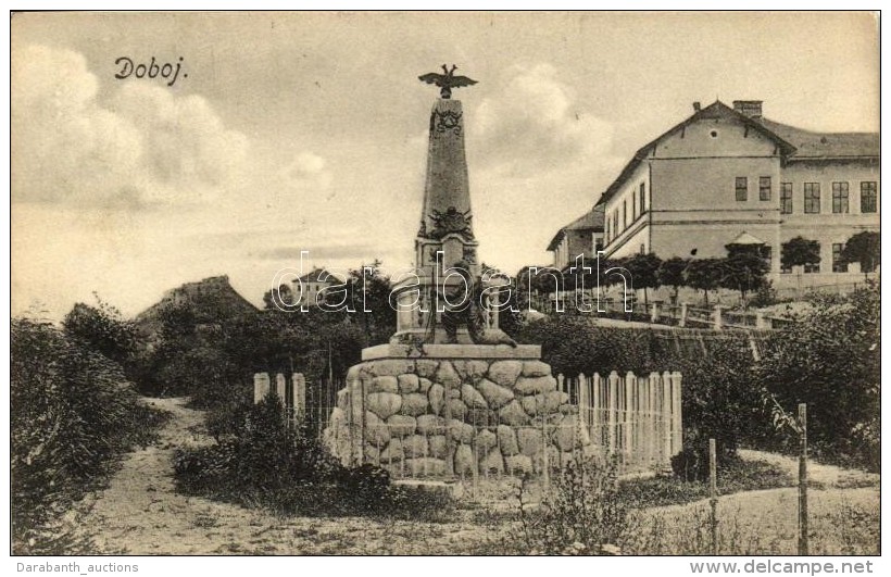 T2 Doboj, Kriegsmonument / Military Monument - Sin Clasificación