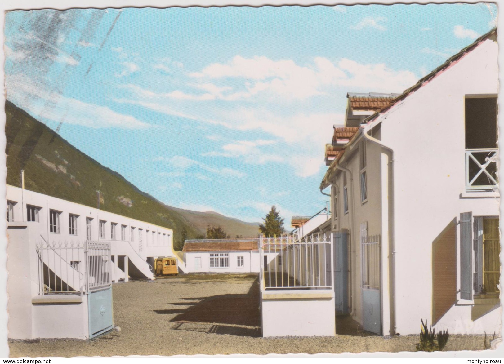 Haute  Garonne : LUCHON  " Clair  Soleil "  1965 - Luchon