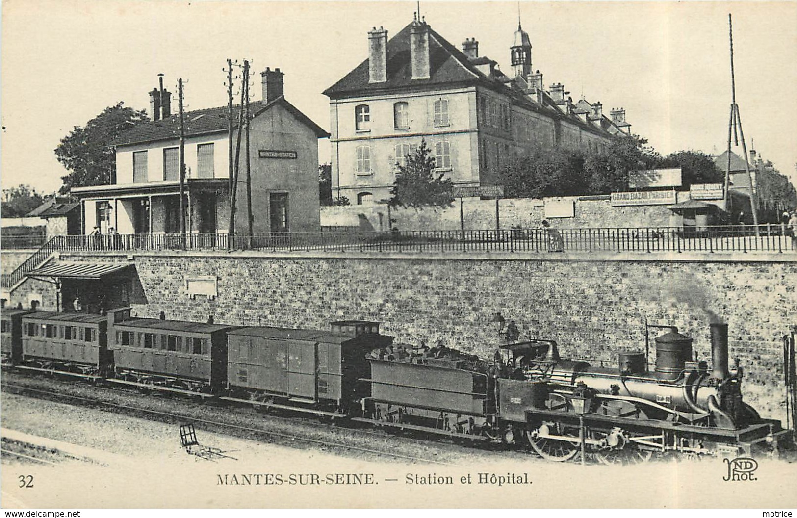 MANTES SUR SEINE - Station Et Hôpital. - Gares - Avec Trains