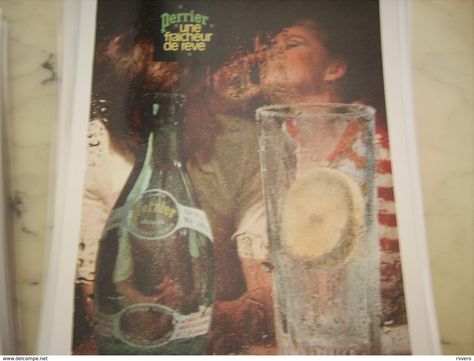 ANCIENNE PUBLICITE PERRIER 1968 UNE FRAICHEUR DE REVE - Posters