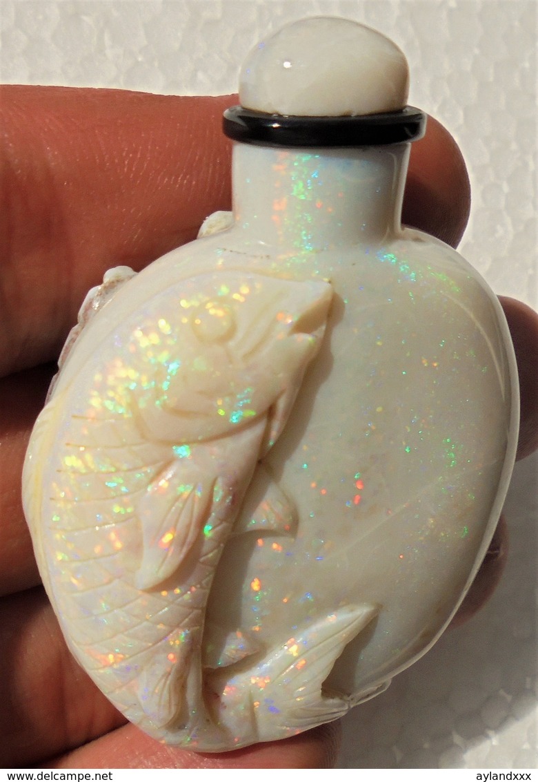 CINA (China): Vintage Chinese Snuff Bottle Carved In Australian Opal - Arte Orientale