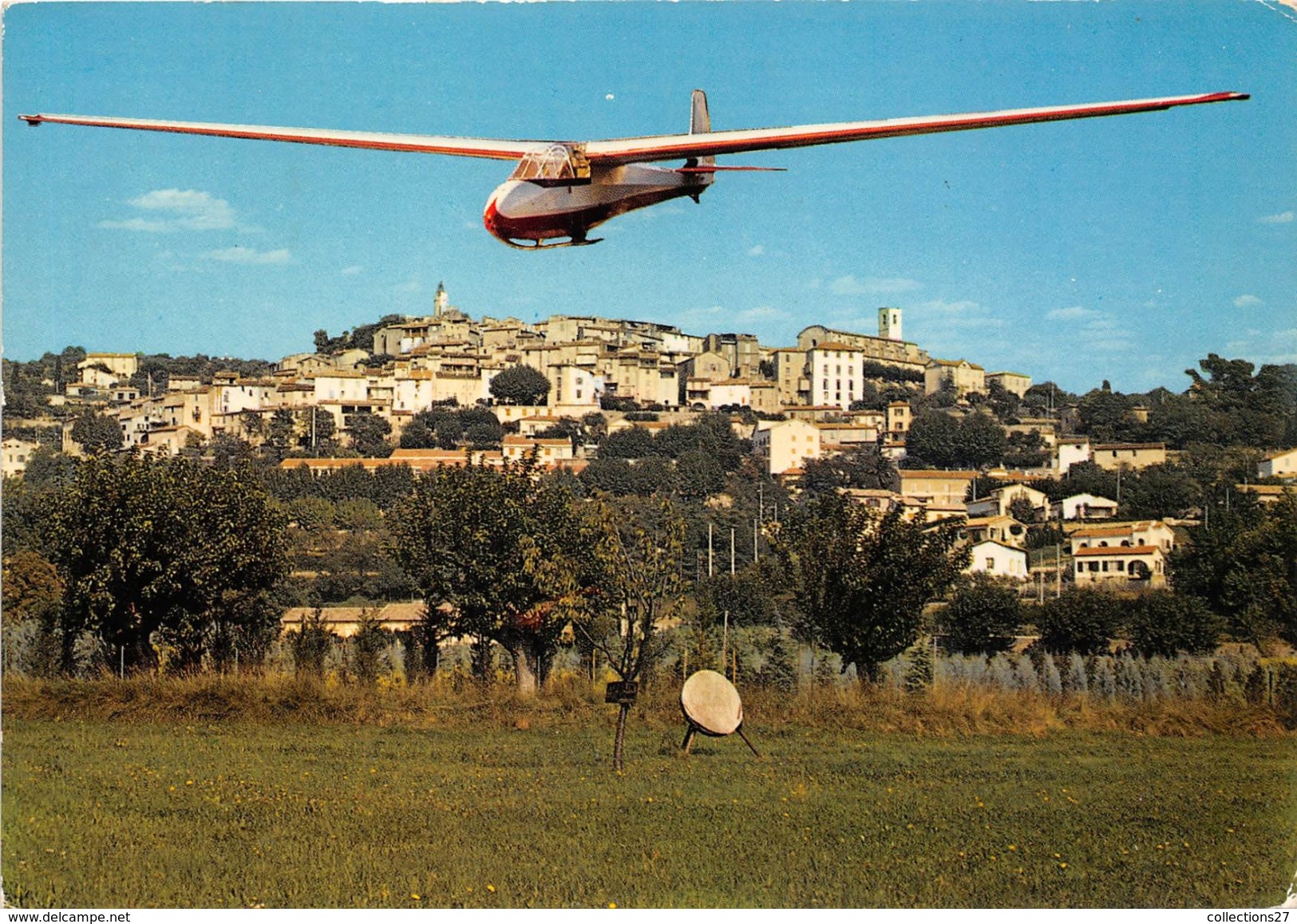 83-FAYENCE- ATTERRISSAGE D'UN PLANEUR - Fayence