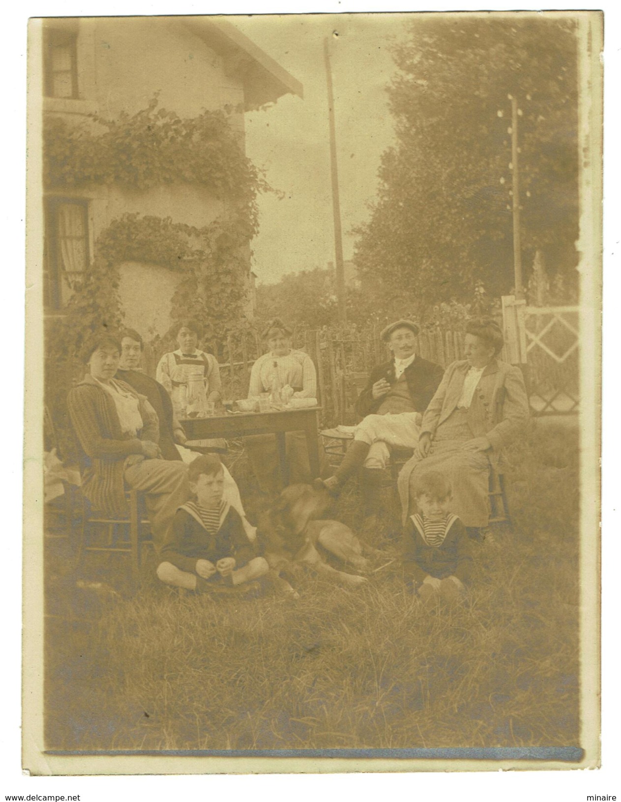 Repas Chez Le Garde-barrière De SERMIZELLES -1911- [ Actuel 7 Allée Des Tilleuls) Photo Originale Format 8.5x12 - - Sonstige & Ohne Zuordnung