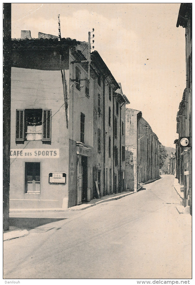 83 // LA ROQUEBRUSSANE    Grand Rue Et Embranchement Route De Mazaugues / CAFE DES SPORTS - La Roquebrussanne