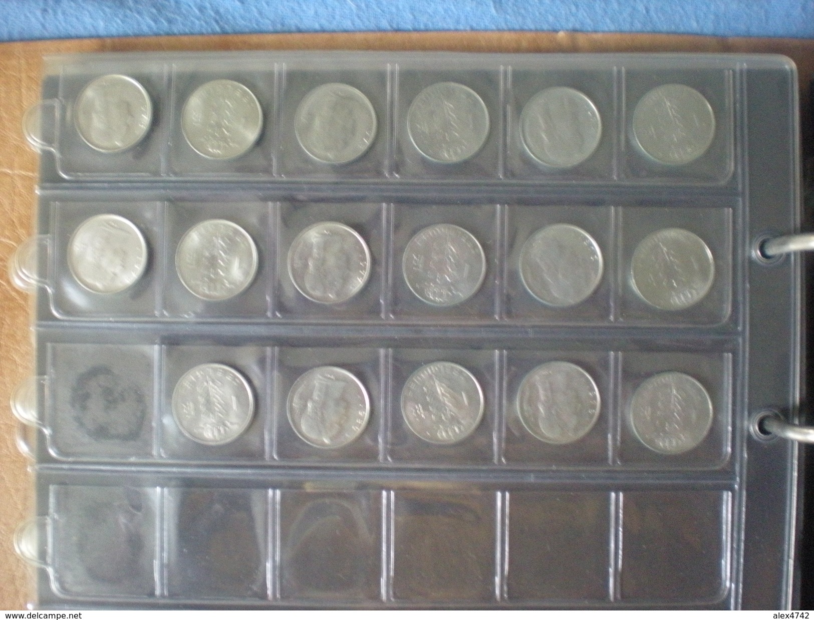album de pièces belges, 48 X 25 c, 121 X 1 franc, 101 x 5 francs, 63 x 10 francs (album compris), détails sur demande