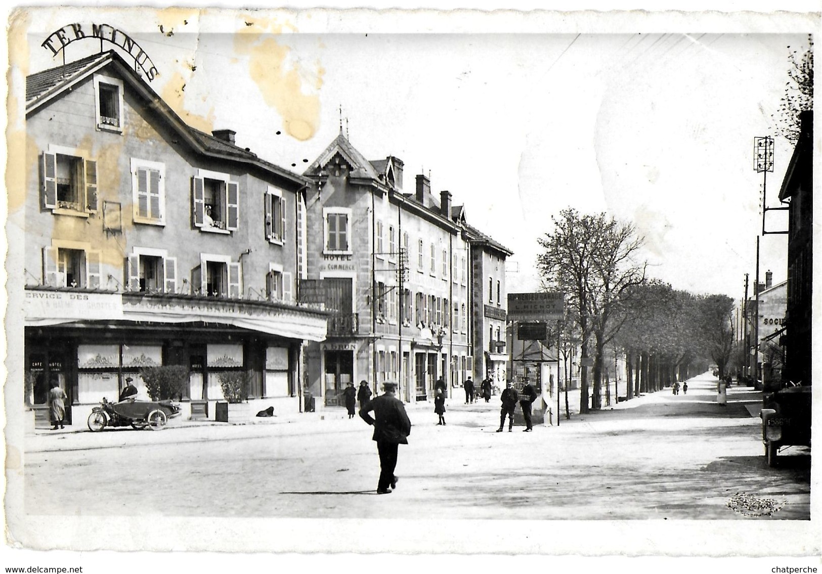 AIN 01 AMBERIEU EN BUGEY  HOTEL TERMINUS ET AVENUE DE LA GARE EDIT. CIM ECRITE CIRCULEE 1952 SIDE-CAR - Non Classés