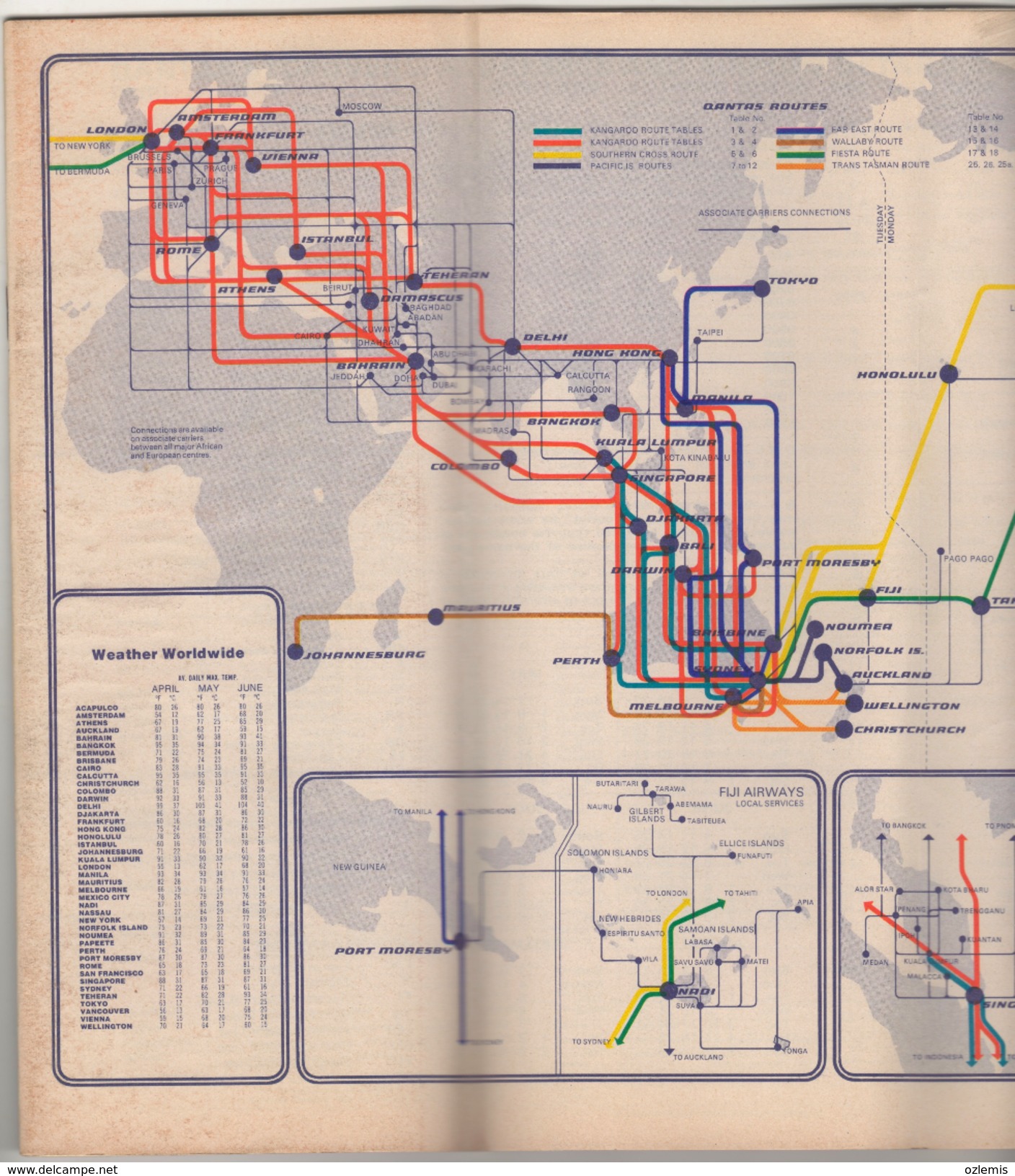 QUANTAS  TIMETABLE  33 PAGES 1972 - Revistas De Abordo