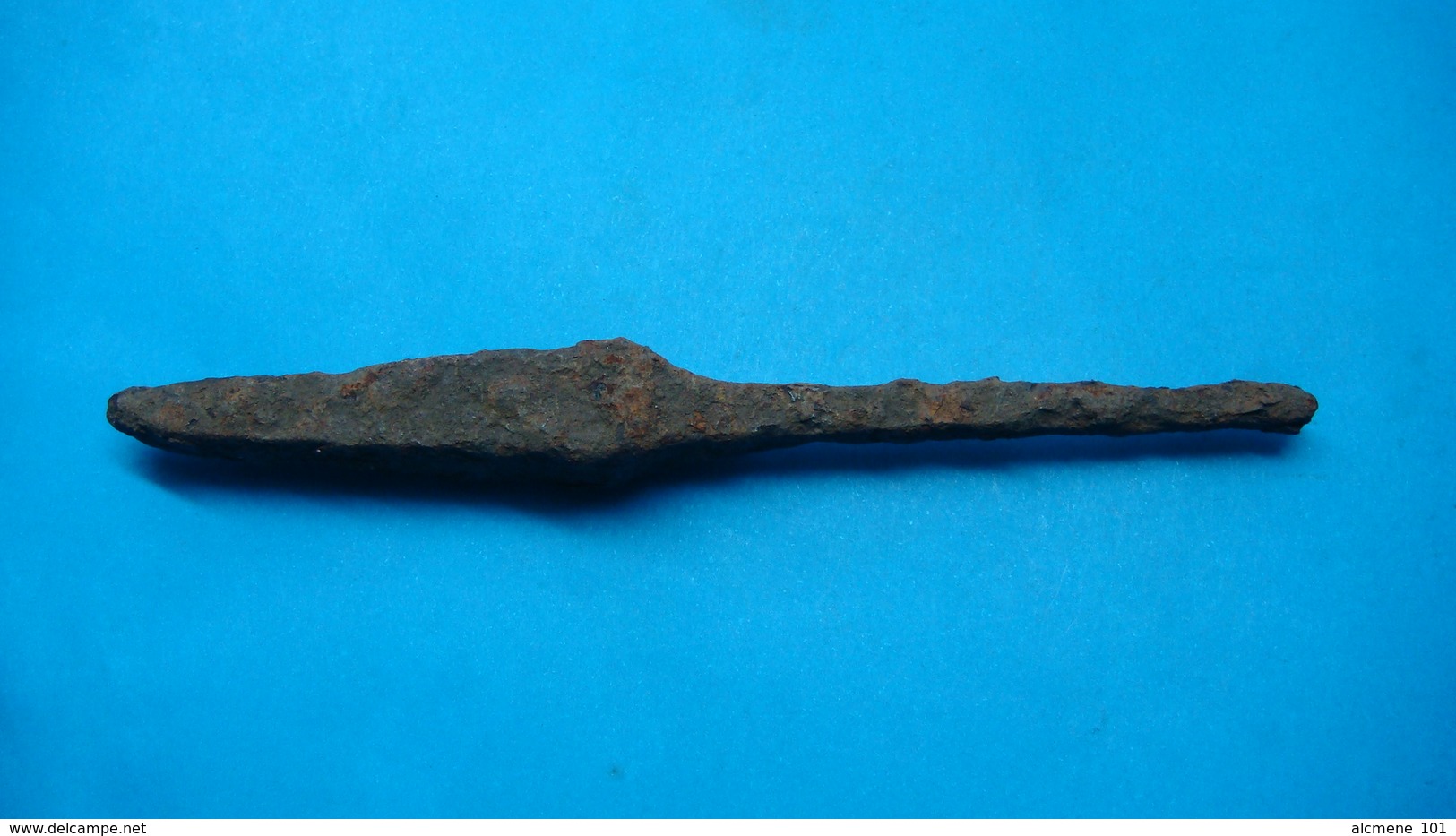 GREEK BIG ARROW HEAD IV - III C.B.C. IRON, ILLYRIAN TYPE 13 Cm., 47.85 Gr. - Archeologie