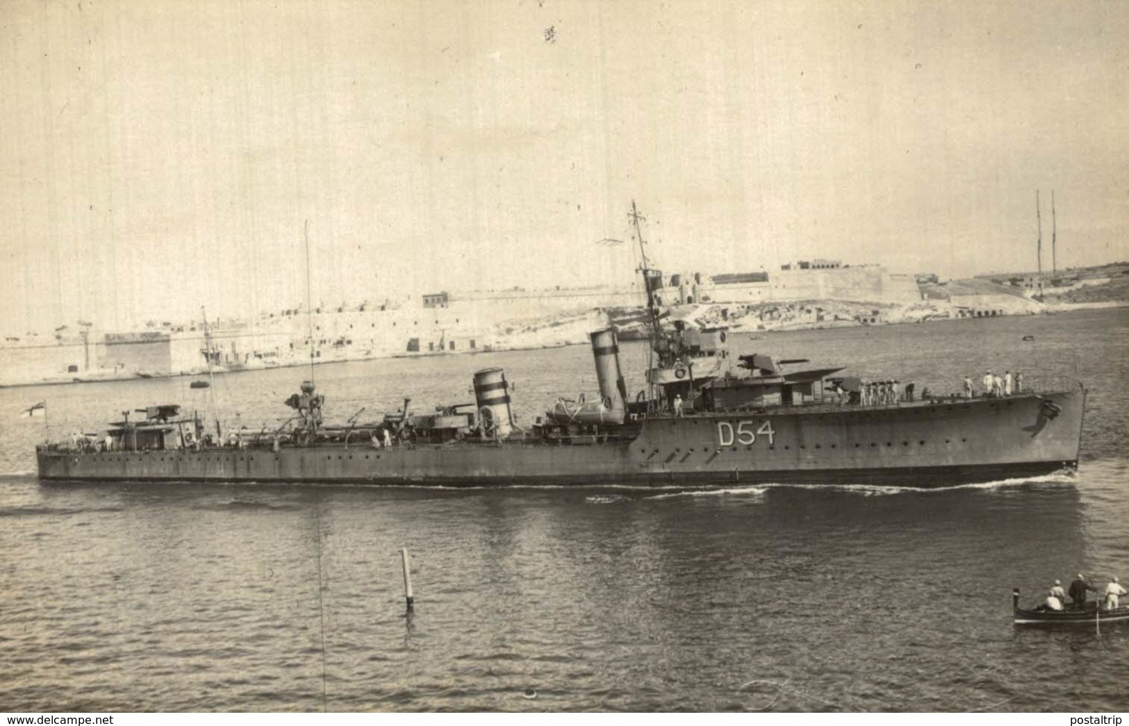 REAL PHOTO  POSTCARD   MALTA  WARSHIP - Malta