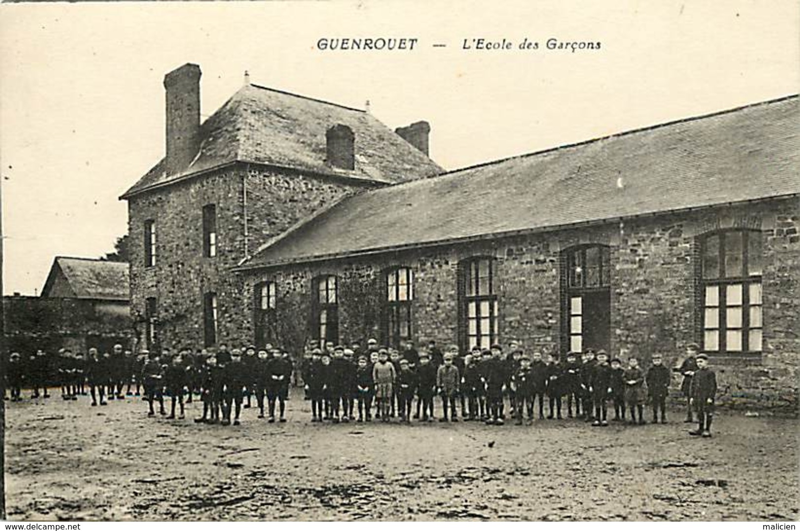 - Loire Atlantique -ref-B715- Guenrouet - Ecole Des Garçons - Ecoles - Ecolier - Ecoliers - Carte Bon Etat - - Guenrouet