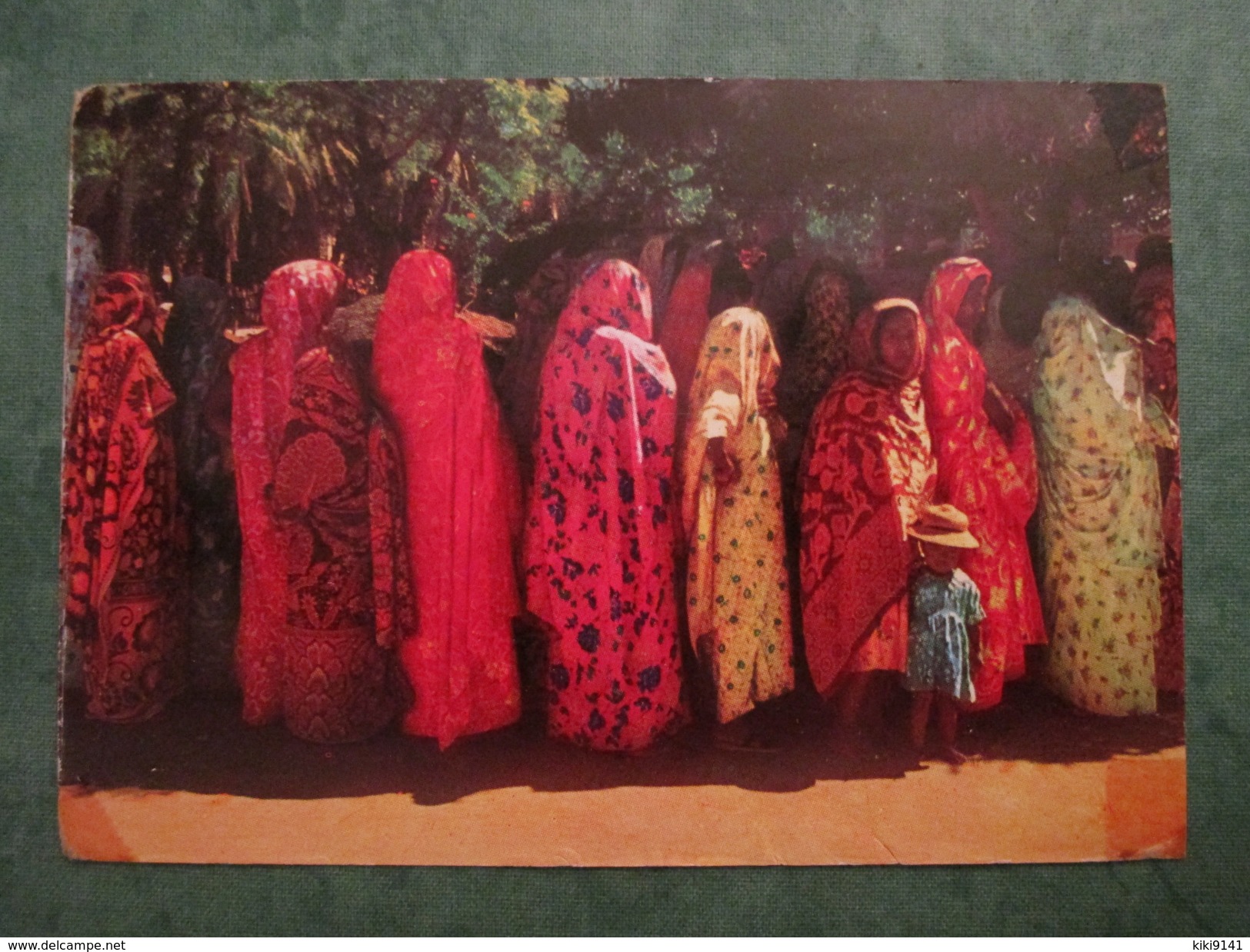 Femmes Sakalaves En Lambas - Réunion