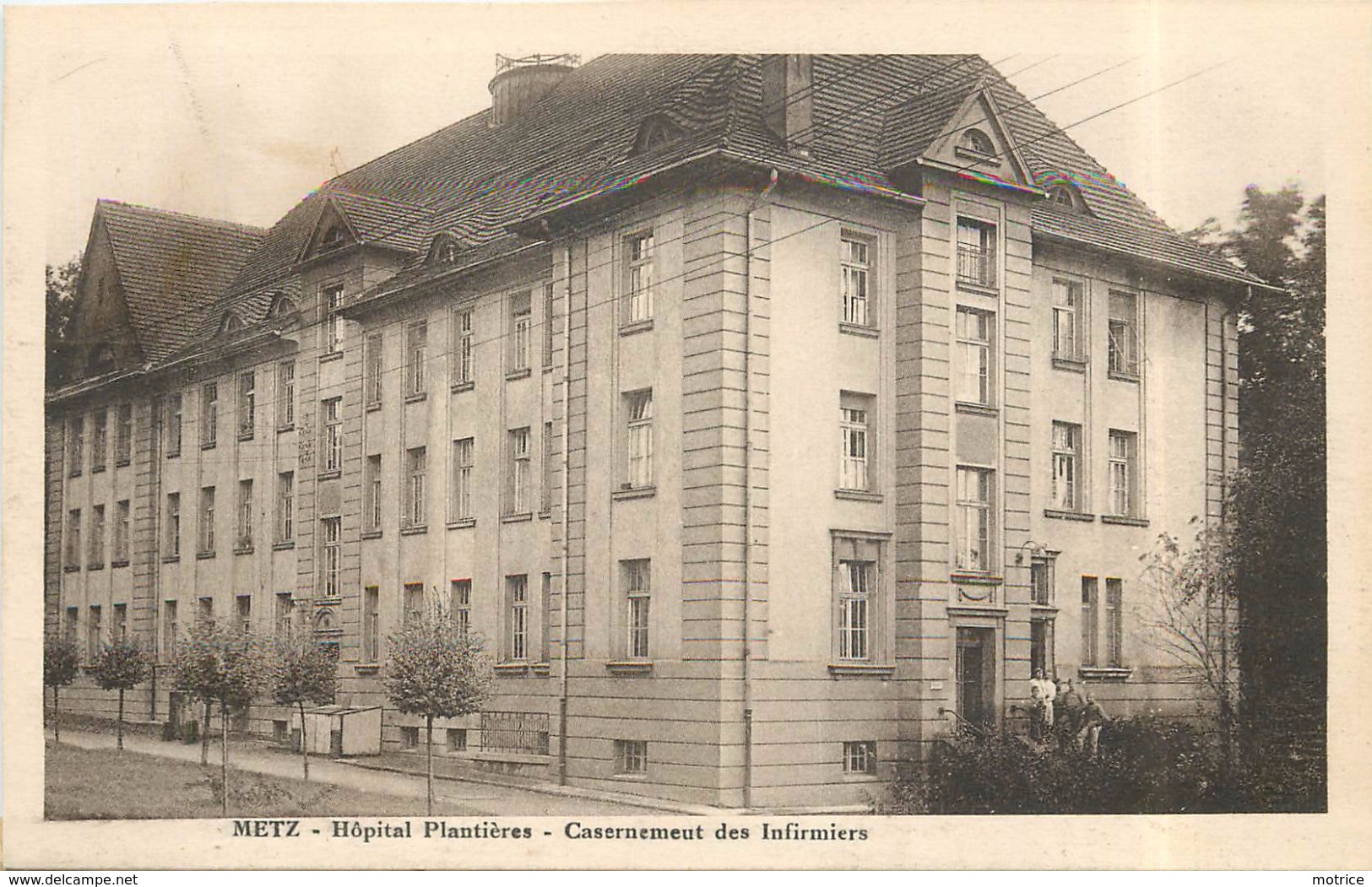 METZ - Hôpital Militaire de Plantières,lot de 12 cartes.