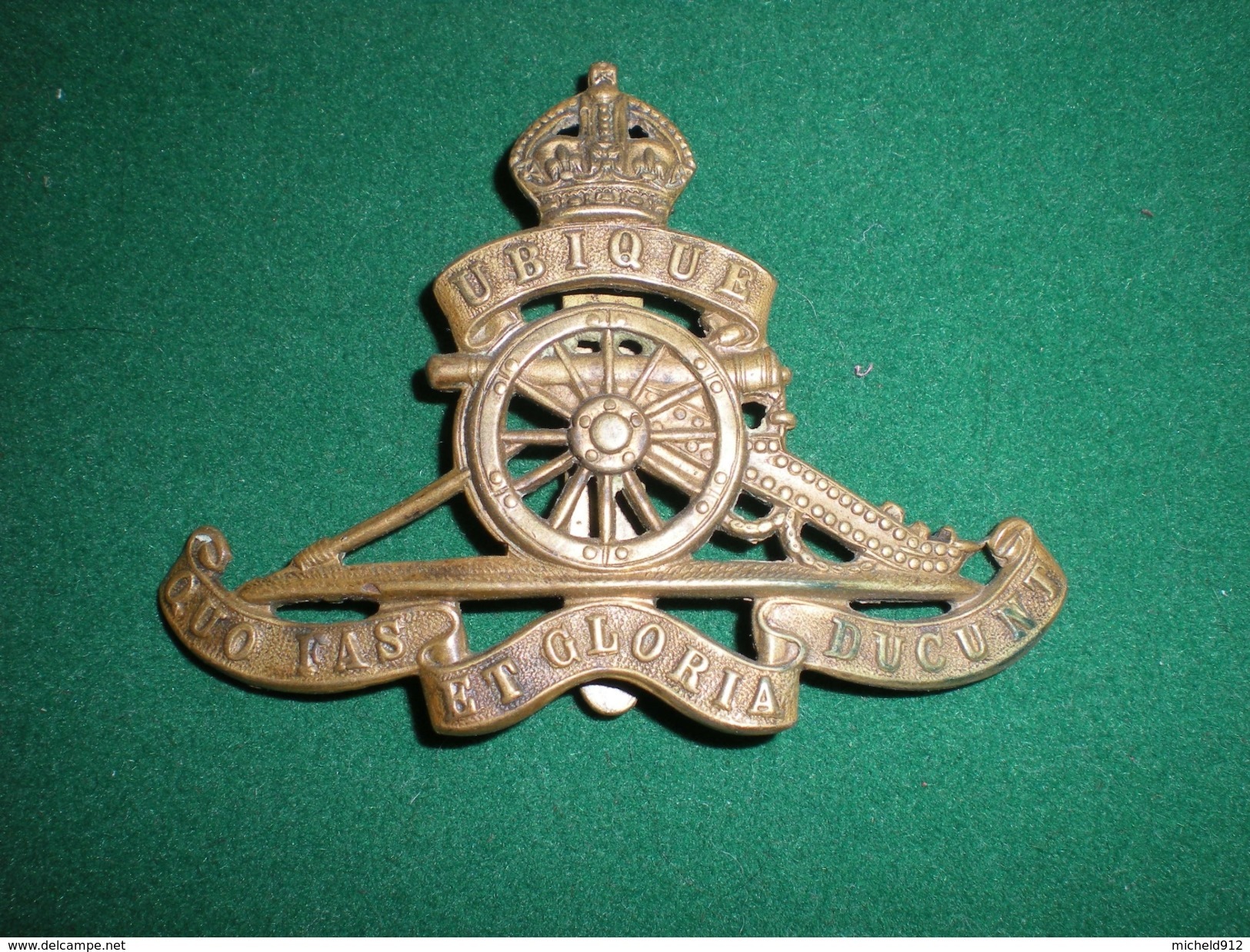 CAP BADGE ARTILLERIE ANGLAISE - Autres & Non Classés