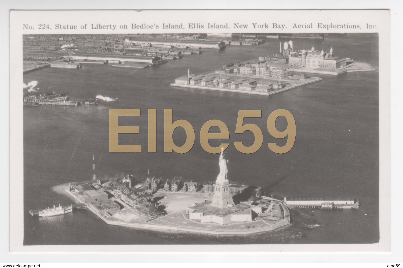 New York (NY - USA), Statue Of Liberty On Bedloe Island, Ellis Island, Aerial View, Unused - Estatua De La Libertad