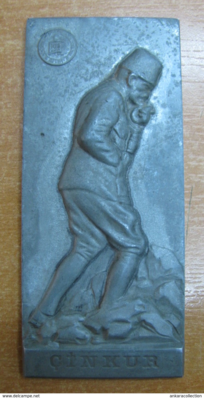 AC - CENTENARY OF BIRTH OF MUSTAFA KEMAL ATATURK ZINC PLAQUETTE BY CINKUR - Bronzi