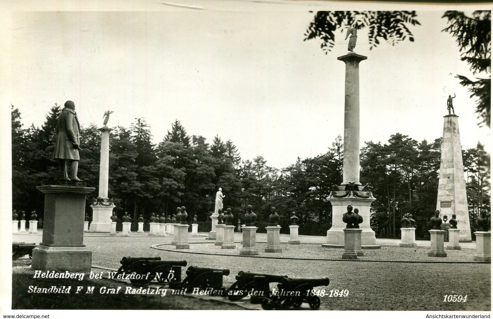 Heldenberg Bei Wetzdorf - Standbild F. M. Radetzky Mit Helden Aus Den Jahren 1848-1849  1954 (000386) - Wechsel