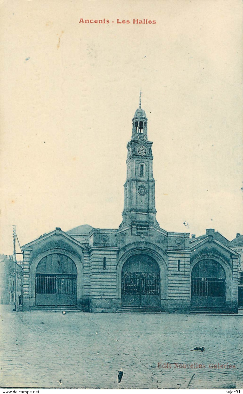 Dép 44 - Ancenis - Les Halles - Editions Nouvelles Galeries - état - Ancenis