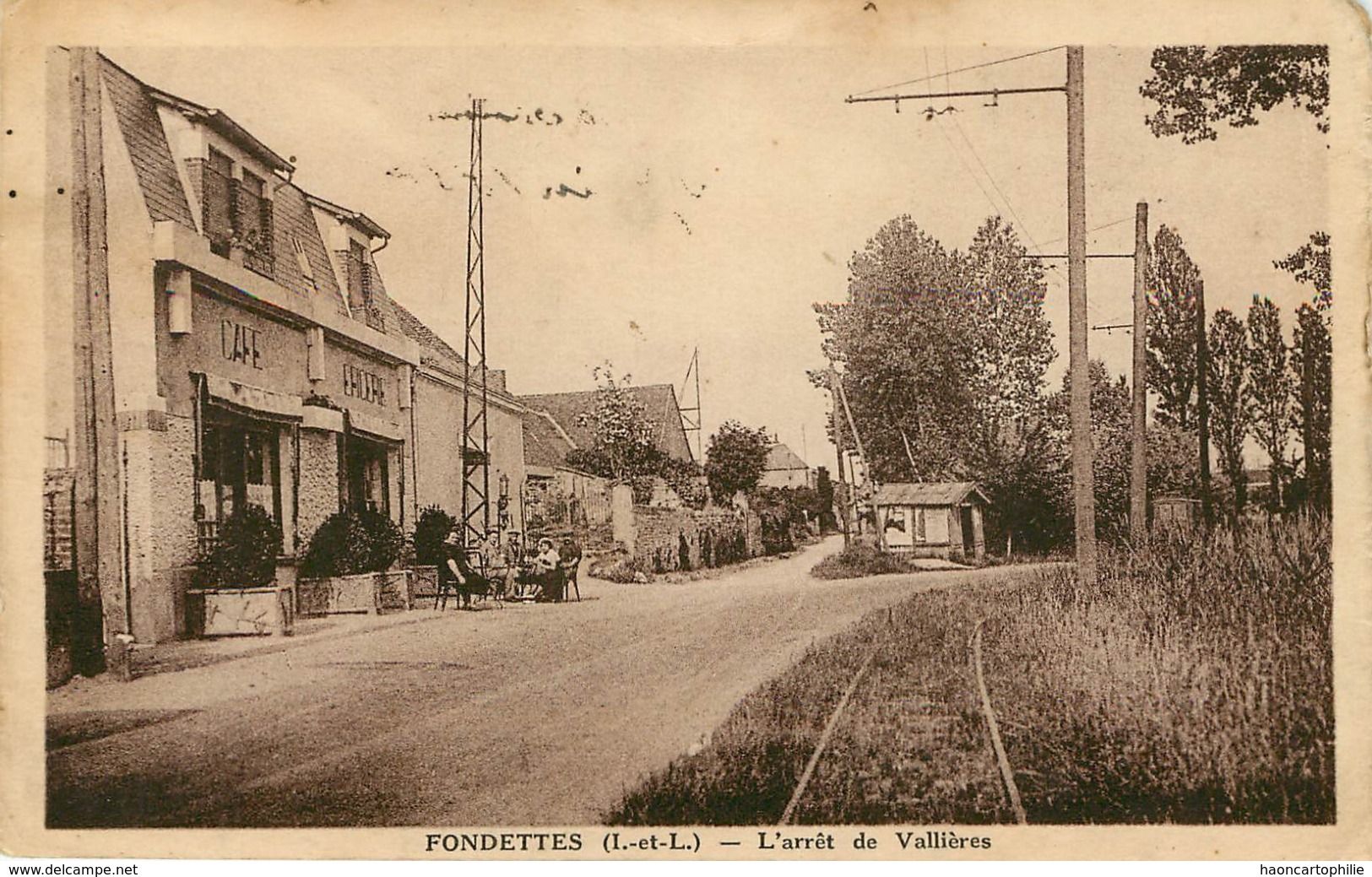 37: Fondettes : L'arret De Valliere - Du Train Tramway ?  Gare ? - Autres & Non Classés