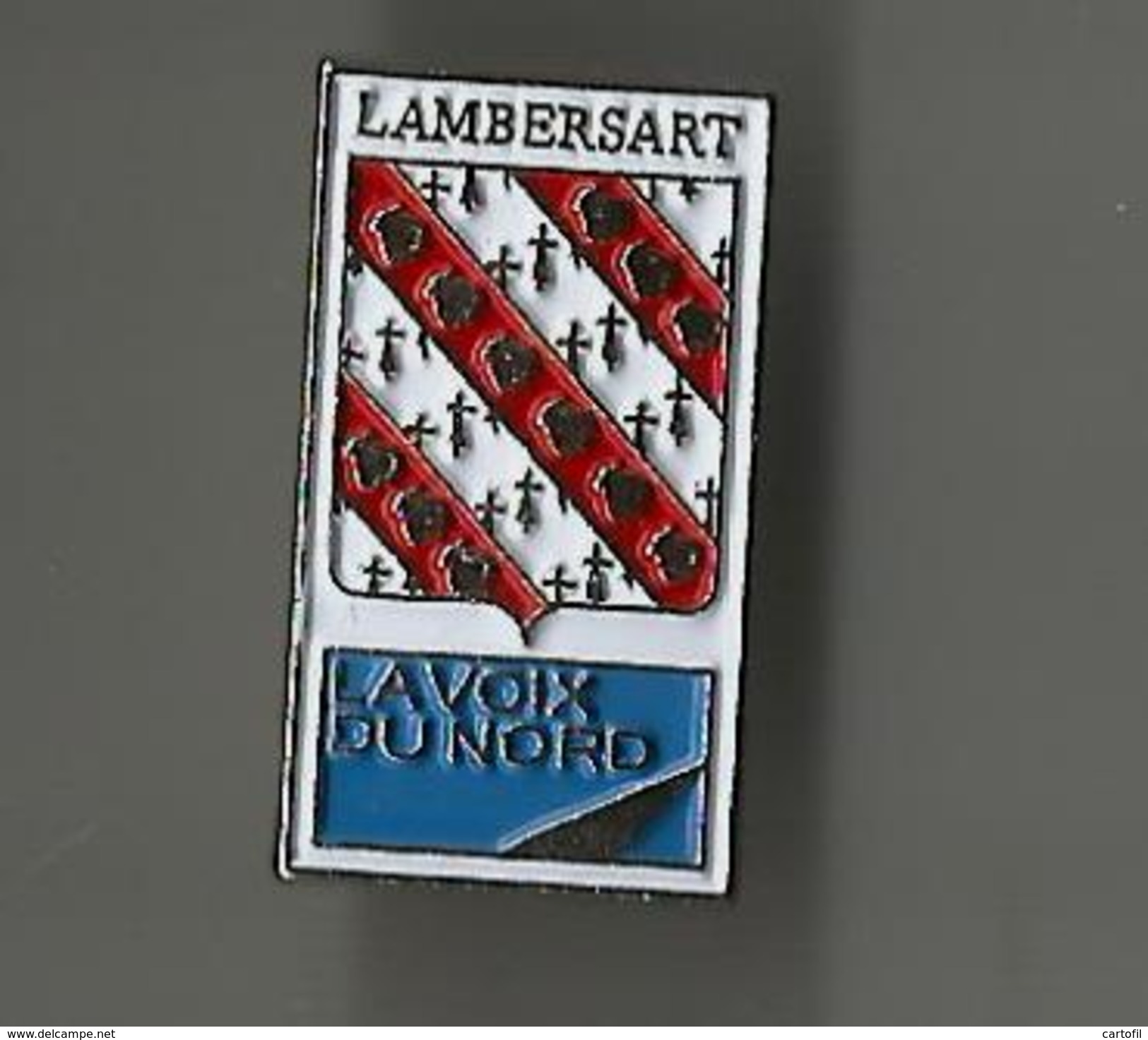 Pin´s La Voix Du Nord Lambersart - Villes