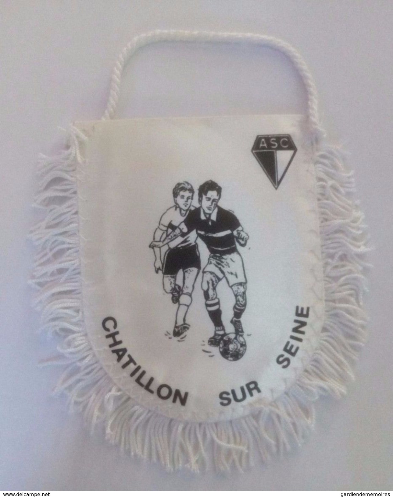 Ancien Fanion De Football - ASC Chatillon Sur Seine - Bekleidung, Souvenirs Und Sonstige