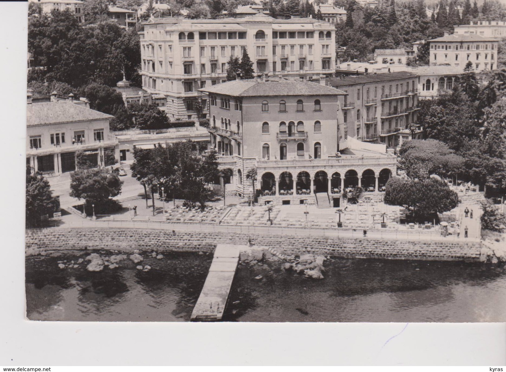 CPSM 10X15. YOUGOSLAVIE . OPATIJA . (Vue  Aérienne ) - Jugoslawien