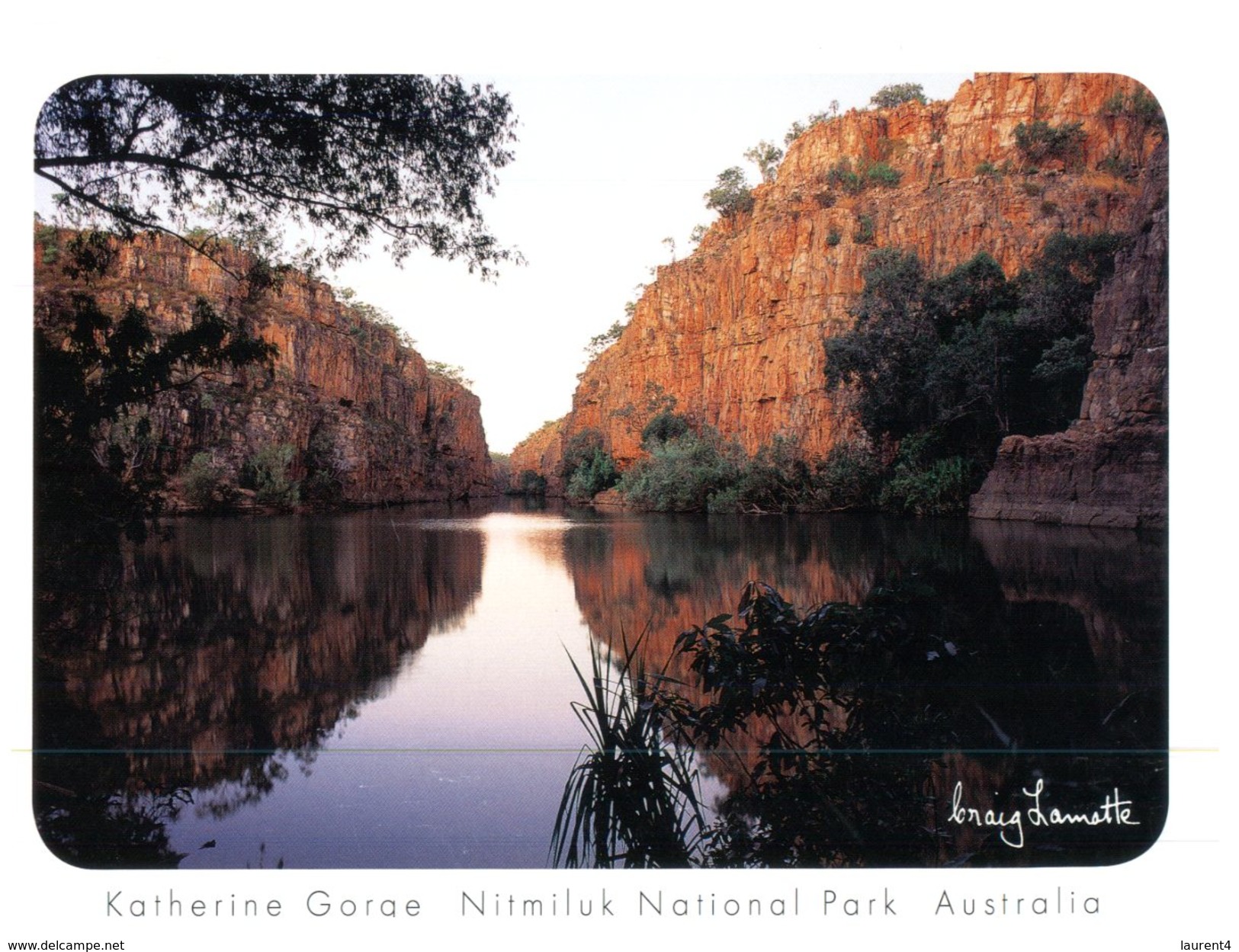 (175) Australia  - NT - Katherine Gorge (with Stamp) - Katherine