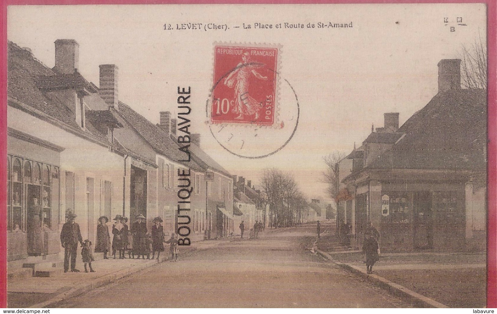 18 - LEVET--La Place Et Route De St Amand--épicerie--animé - Andere & Zonder Classificatie