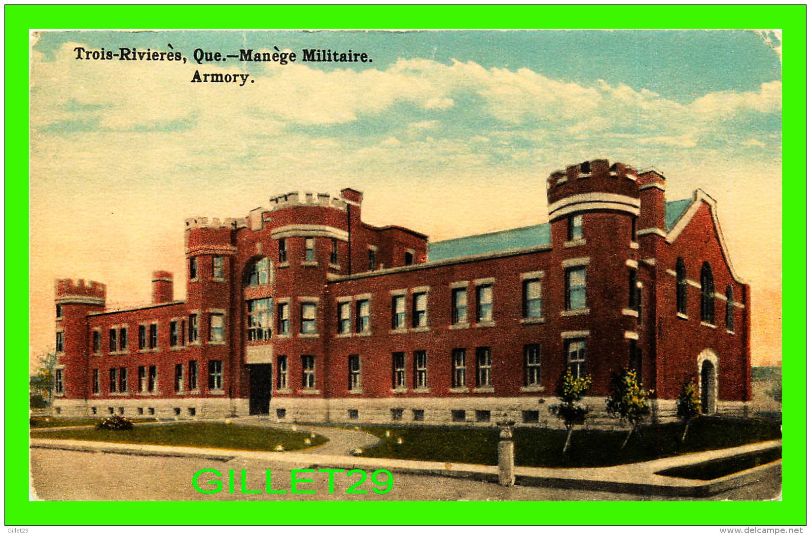 TROIS-RIVIÈRES, QUÉBEC - MANÈGE MILITAIRE (ARMORY) - DRILL HALL - - Trois-Rivières