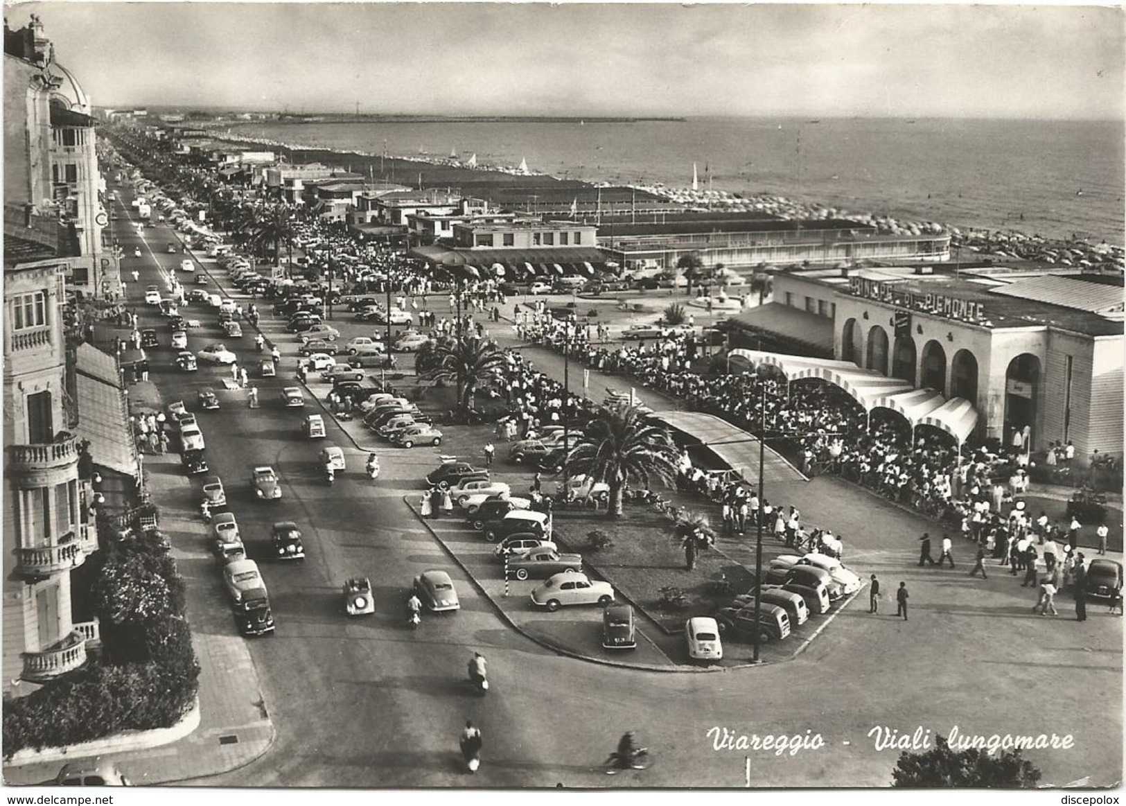 Y3475 Viareggio (Lucca) - Viali Lungomare - Panorama - Auto Cars Voitures / Viaggiata 1962 - Viareggio