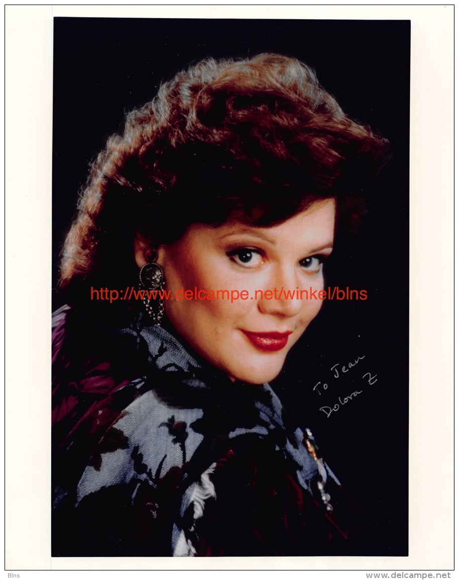 Dolora Zajick Opera Signed Photo 20x25cm - Autographes