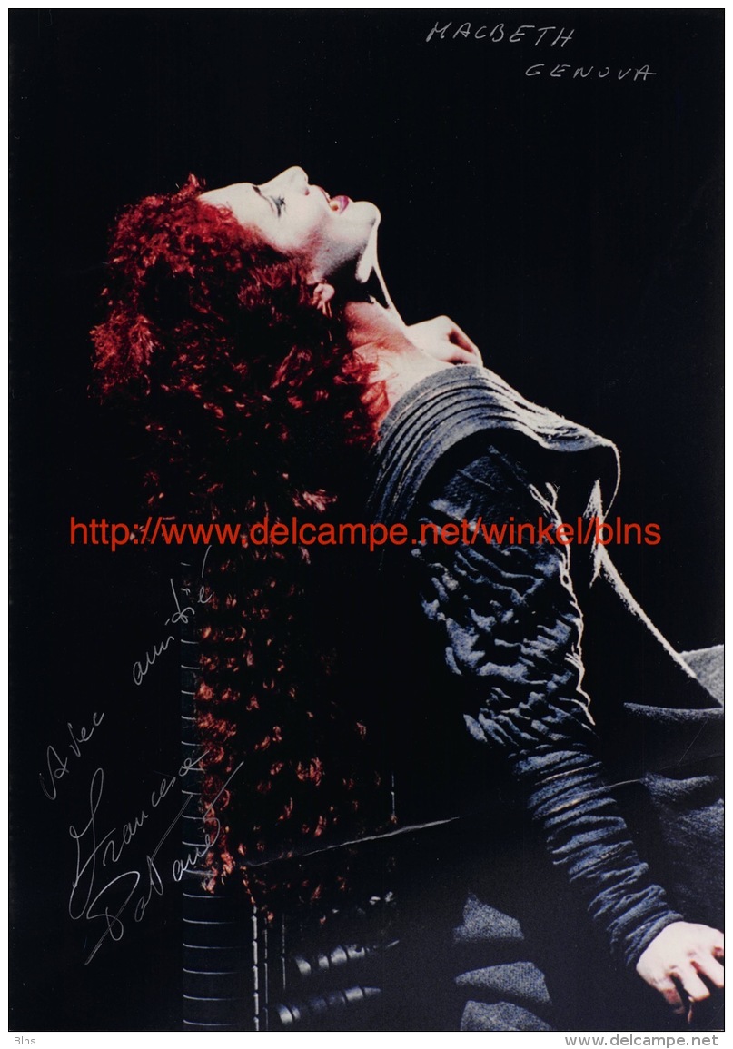 Francesca Patane Opera Signed Photo 15x21,5cm - Autogramme