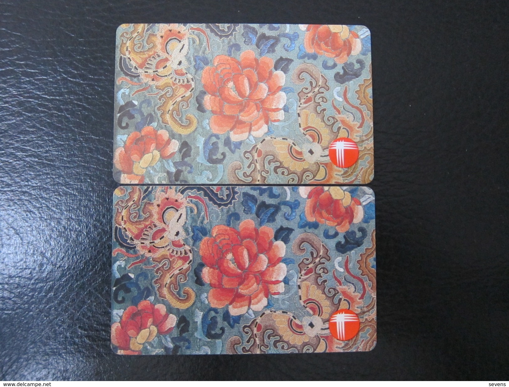 Tapestries Penoy,two Used Cards,one Card The Magnetic Stripe Very Close To Bottom Edge - Hongkong