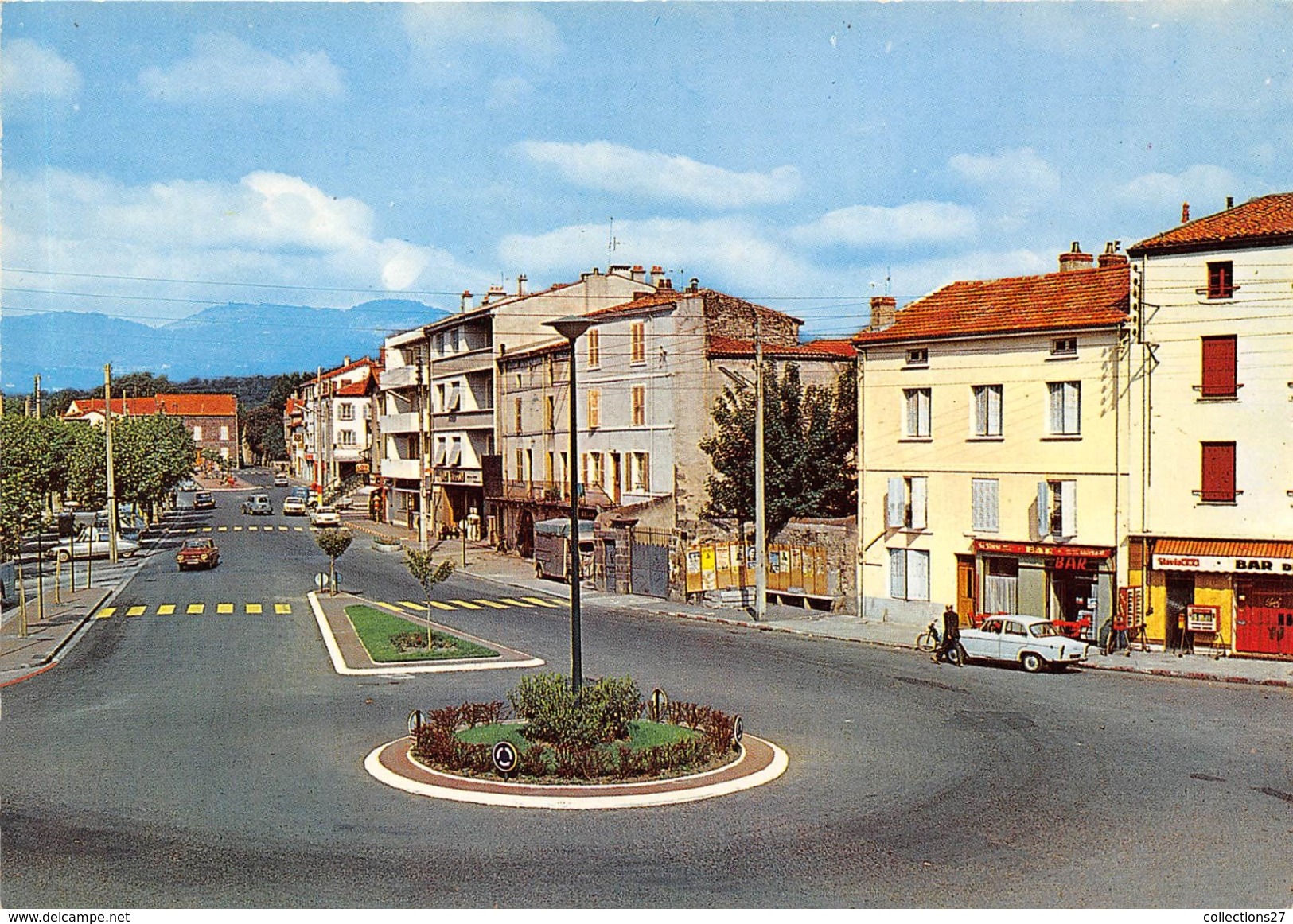 63-AUBIERE- PLACE DES RAMACLES - Aubiere