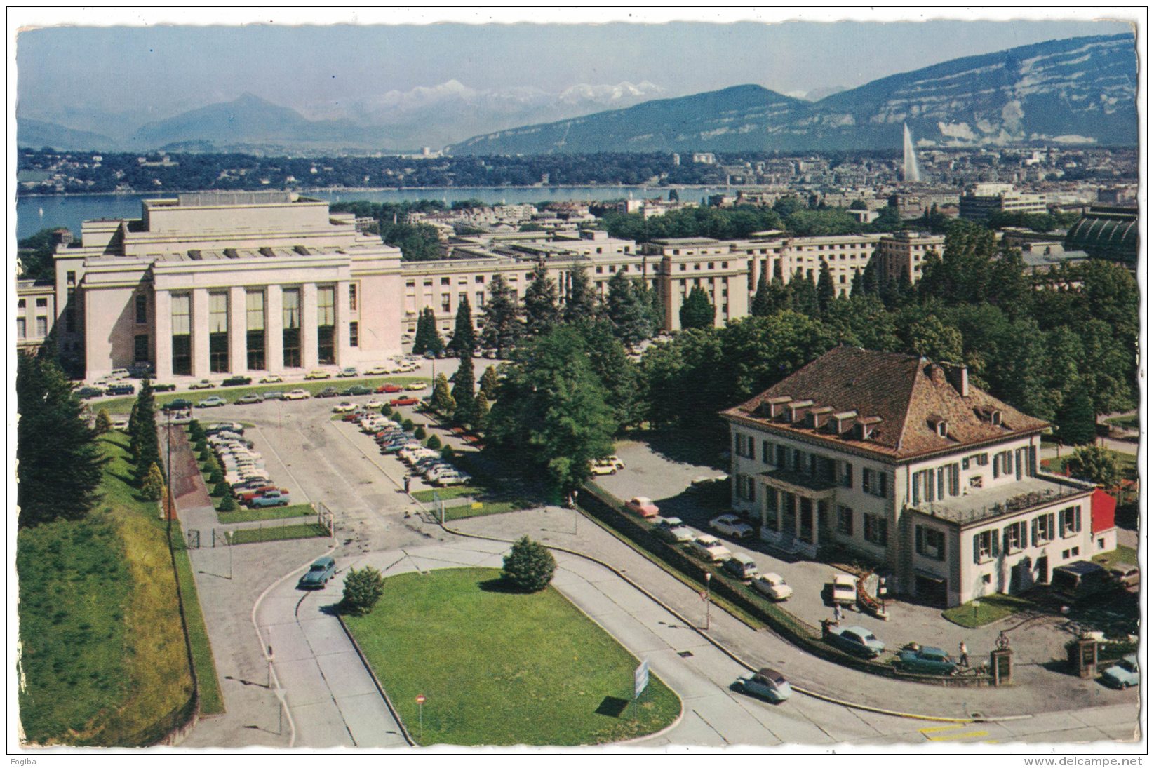 PZ161     Geneve - Le Palais Des Nations - La Ville Et Le Mt. Blanc - Genève