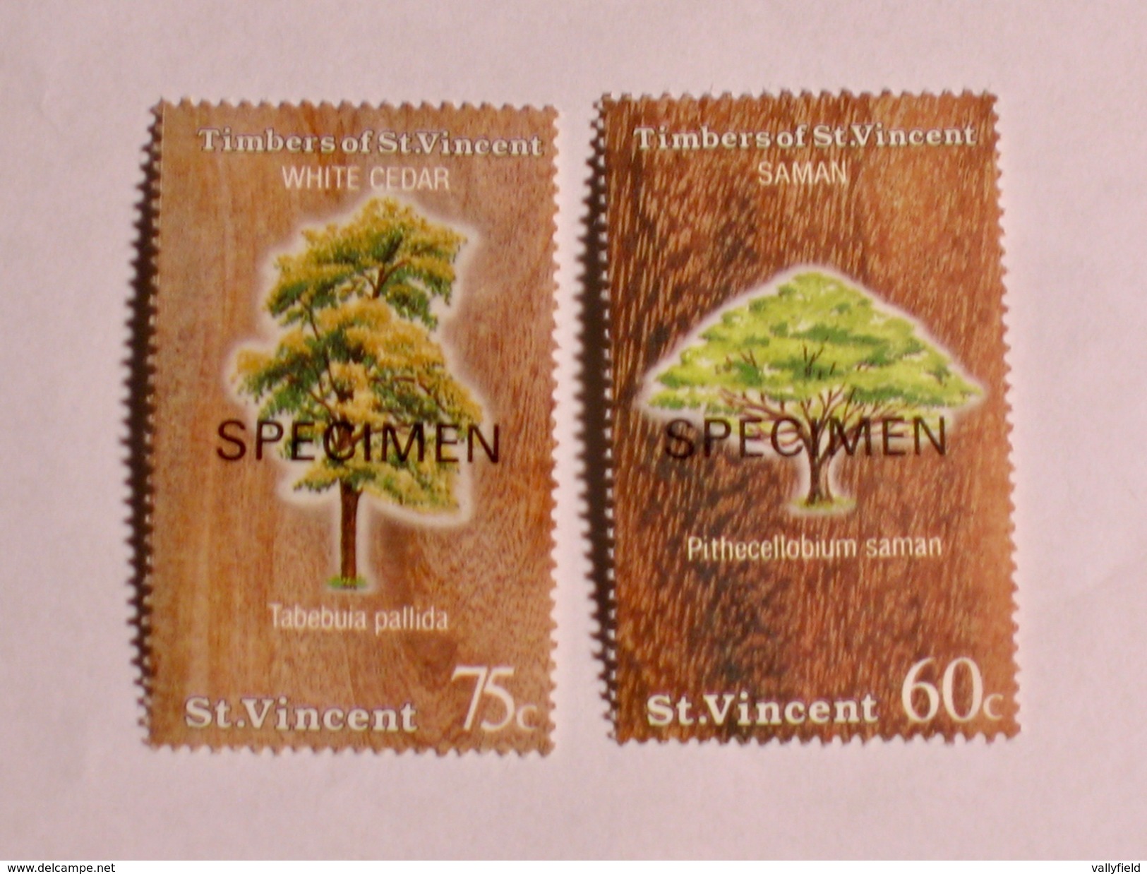 ST-VINCENT  1986   LOT# 10  TREES - St.Vincent (1979-...)