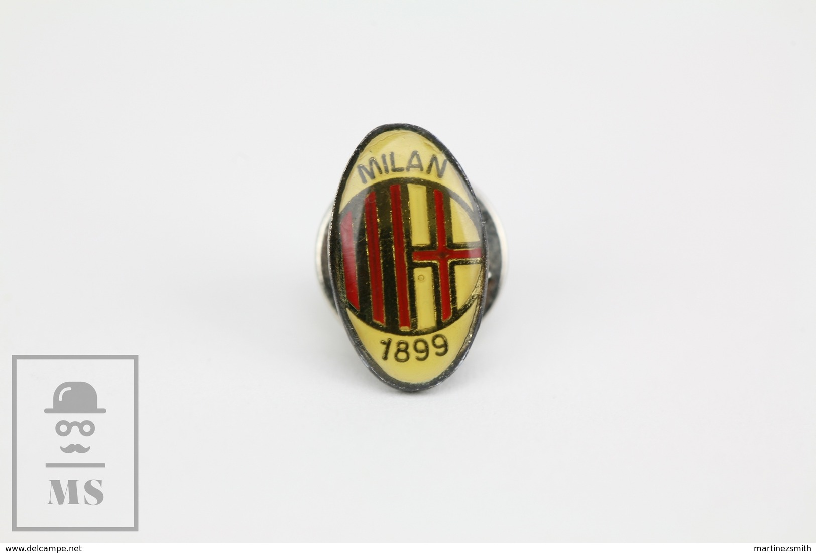 A:C. Milan Football Club - Italy - Pin Badge - Fútbol