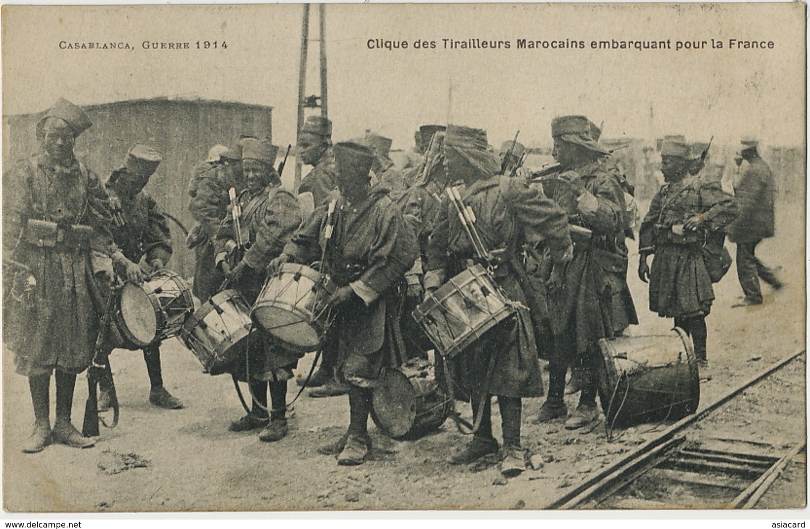 Casablanca Guerre 1914 Clique Des Tirailleurs Embarquant Pour La France Orchestre Tambour - Casablanca