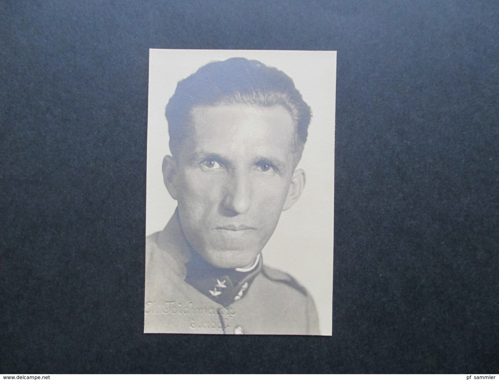 Foto Soldat Mit Abzeichen Am Kragen! Schweiz. Teichmann Basel. Potrait - Krieg, Militär