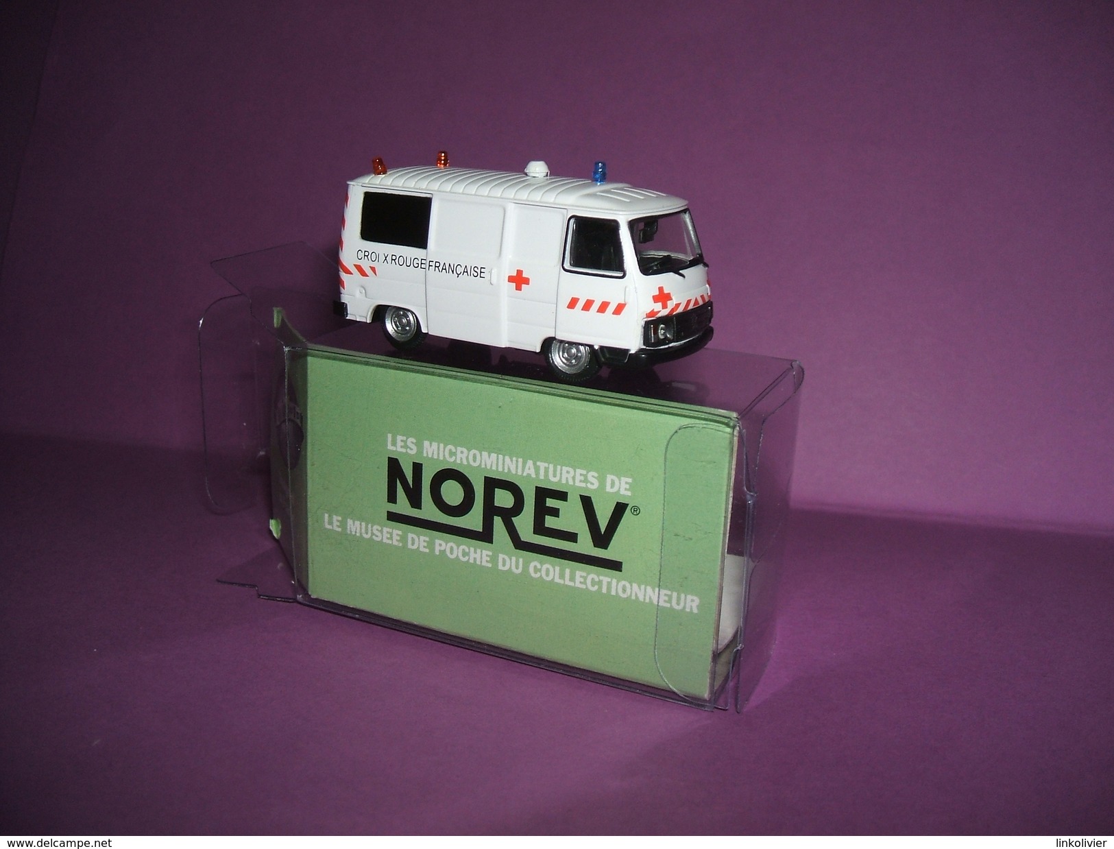 Voiture AMBULANCE CROIX ROUGE J9 PEUGEOT NOREV HO 1/87 Neuve En Boîte - Echelle 1:87