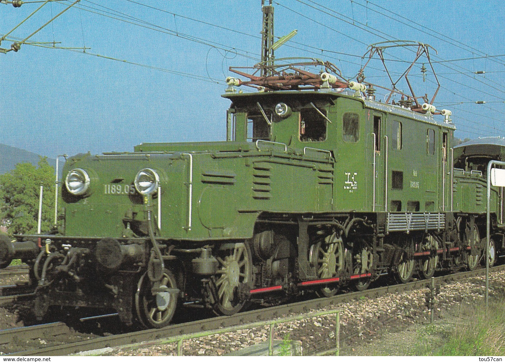 WIEN - OESTERREICH - LOCOMOTIVES DIVERSES - 3 CPSM + 1 PHOTO DE 1966. - Trains