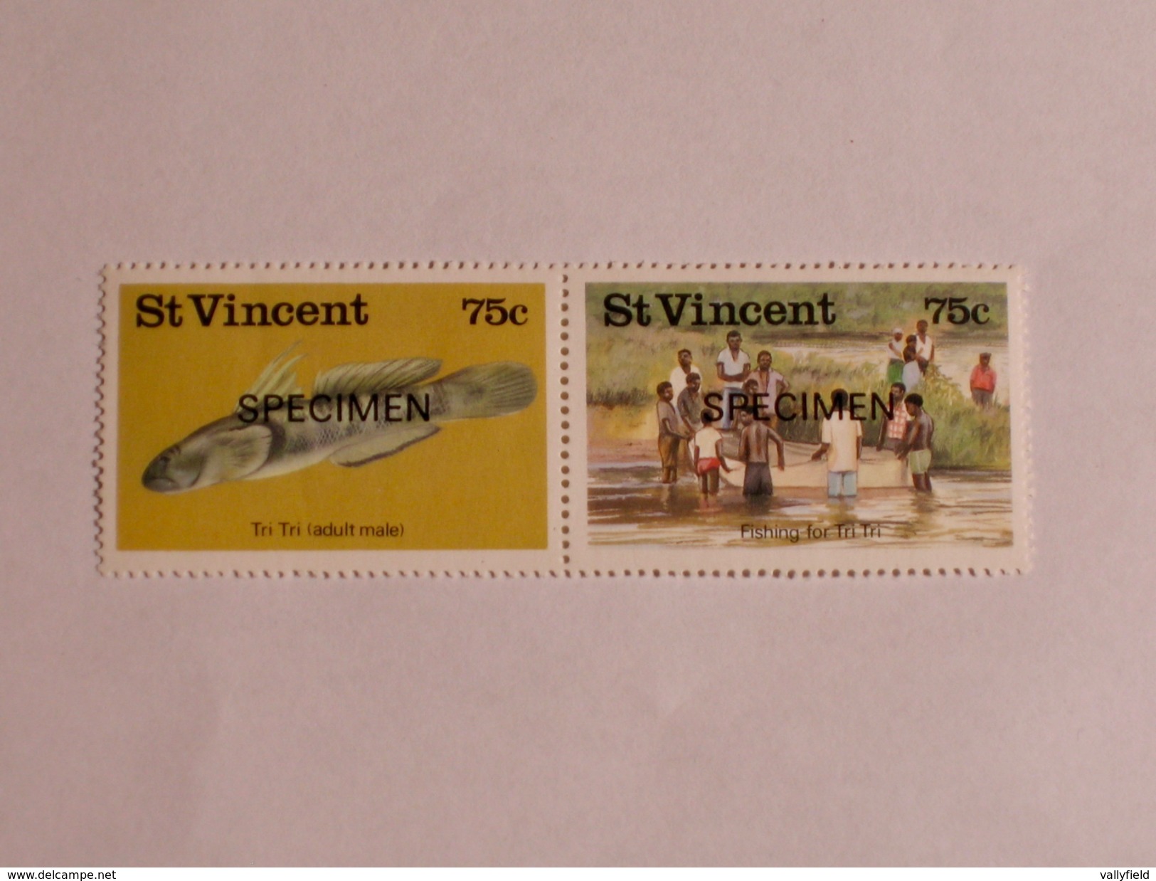 ST-VINCENT  1986   LOT# 17  FISHING - St.Vincent (1979-...)